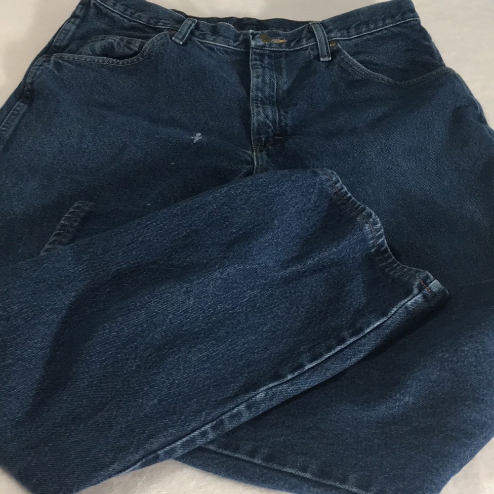 Wrangler Regular Fit heavy duty zip & button front jeans. Size 36/36